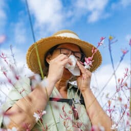 Woman has an allergic reaction to flowers pollen